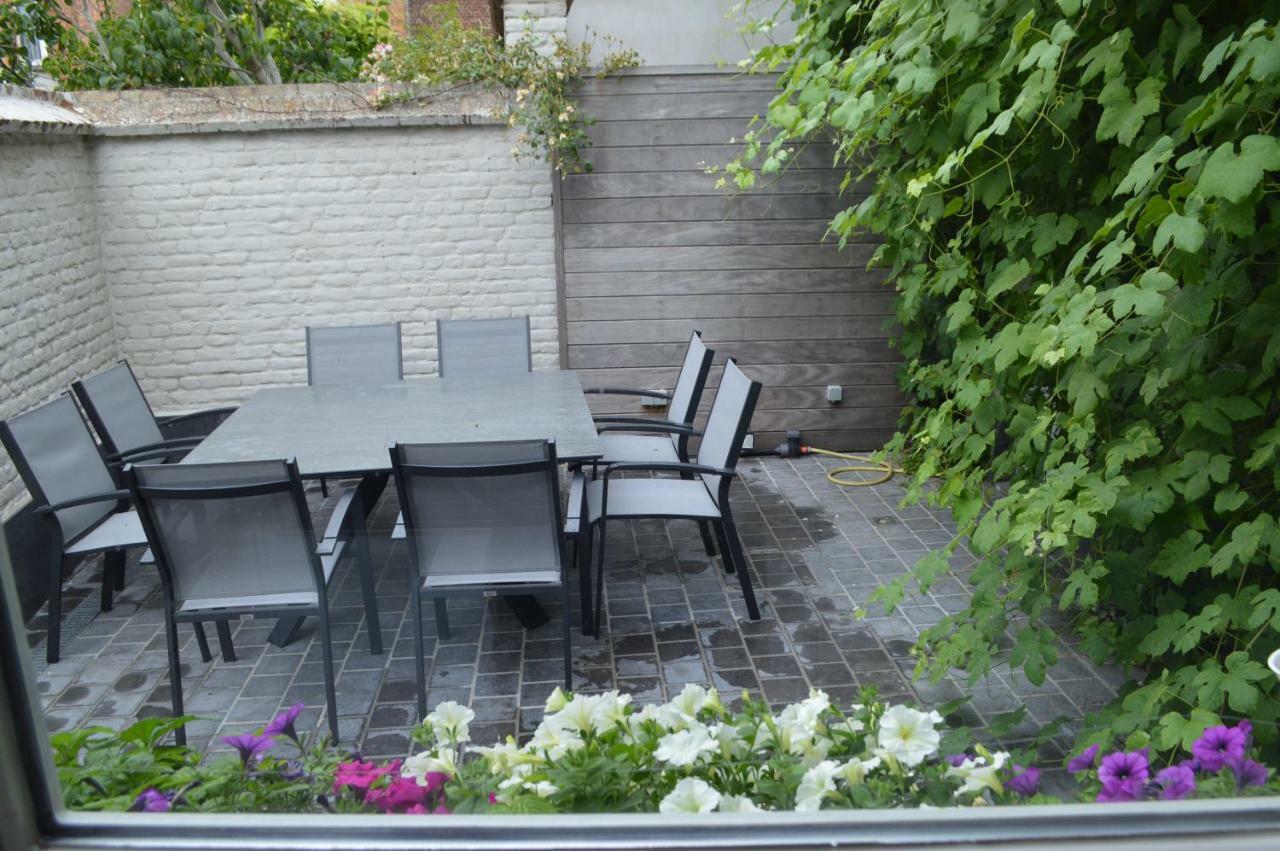 Birdsonghouse Ypres Exterior foto