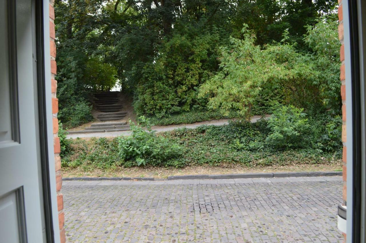Birdsonghouse Ypres Exterior foto
